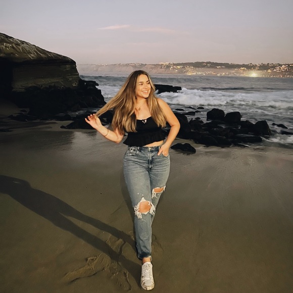 Meet your Posher, Tehani - Picture 4 of 8